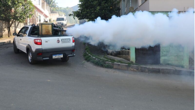 Carro fumacê circula por 30 bairros de Cariacica até a próxima sexta-feira (26)