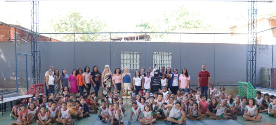 Escola de Viana utiliza aula teatral para abordar a prevenção da dengue