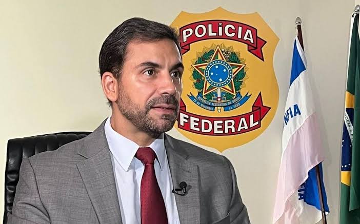 Eugênio Ricas Assume a Secretaria de Segurança Pública Após Destaque na Polícia Federal