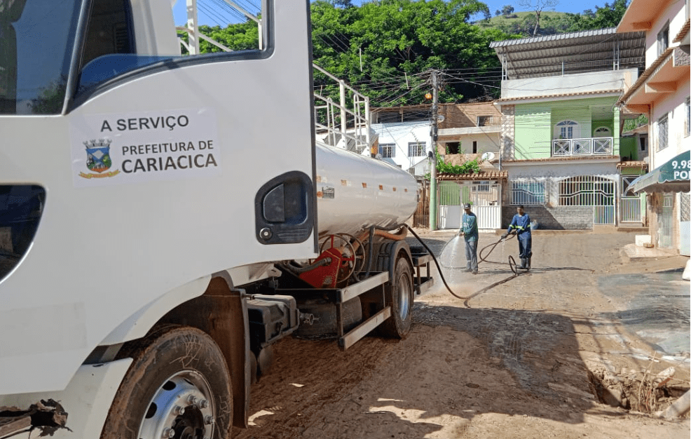 Mimoso do Sul conta com apoio da Prefeitura de Cariacica através de equipe e maquinário para recuperação
