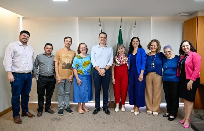 Representantes da Associação Nacional de Educação Católica visitam Prefeitura de Vitória