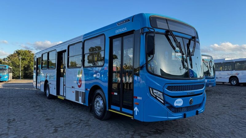 Governador anuncia adição de 66 novos ônibus climatizados ao transcol