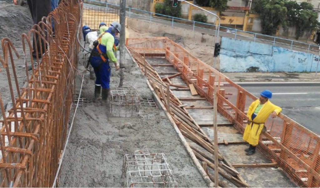 Obras do Viaduto na Avenida Mário Gurgel avançam em ritmo acelerado mesmo com chuva