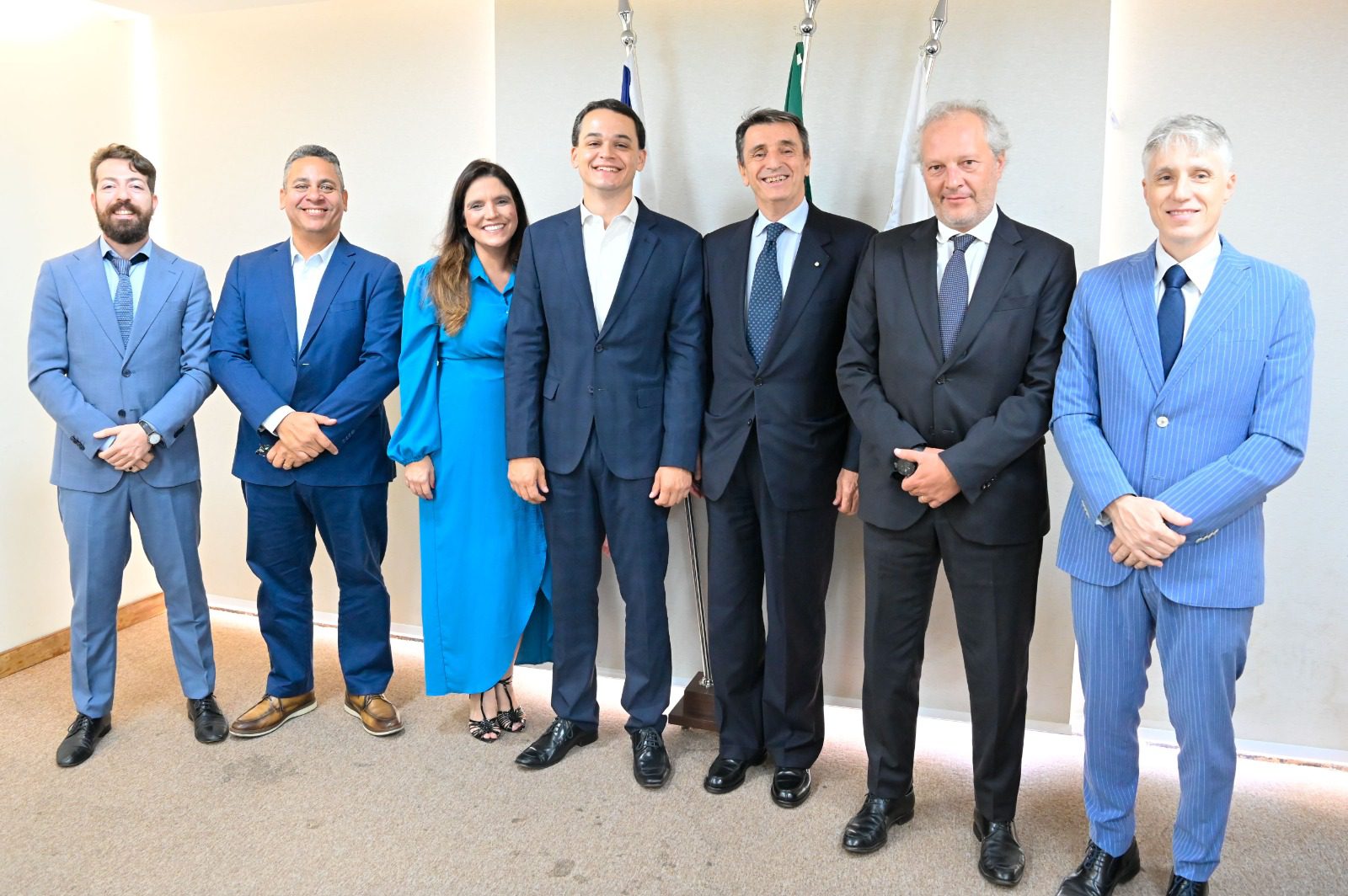 Pazolini recebe o Embaixador da Itália no Brasil em visita oficial