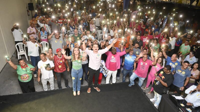 Carnavalescos manifestam apoio à reeleição de Pazolini durante Encontro do Samba