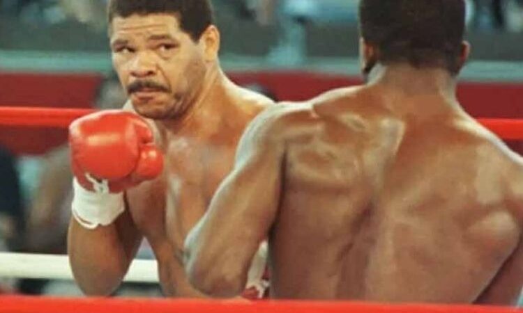 Maguila, ícone do boxe brasileiro, morre aos 66 anos