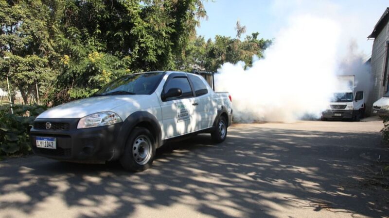 Carro fumacê passa por 29 bairros de Cariacica até a próxima sexta-feira