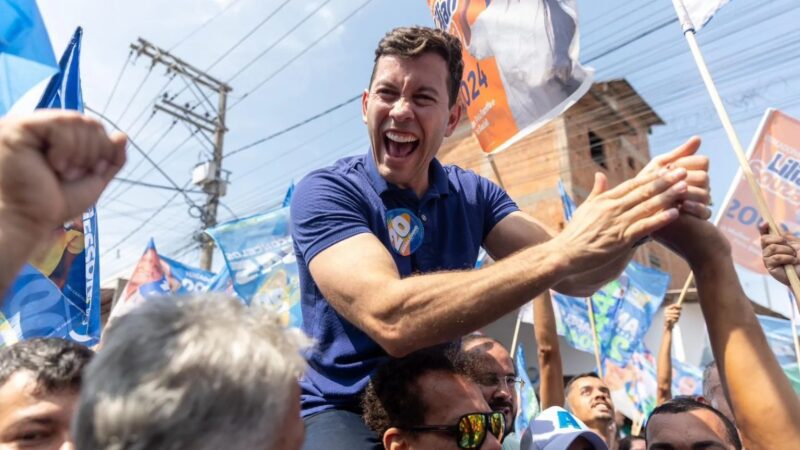 Arnaldinho Borgo dispara nas urnas e garante reeleição no 1º turno em Vila Velha