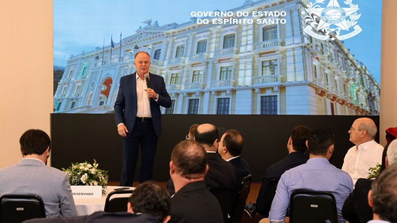 Governo do Estado recebe gestores municipais eleitos e reeleitos no Palácio Anchieta