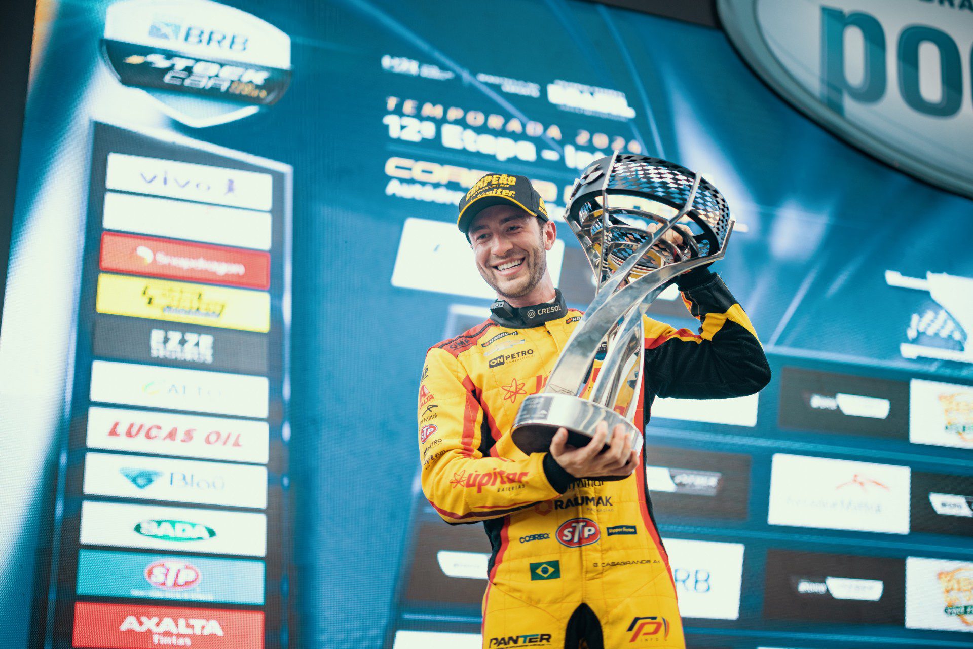 Gabriel Casagrande conquista o título da 46ª edição da Stock Car em emocionante final no Autódromo de Interlagos