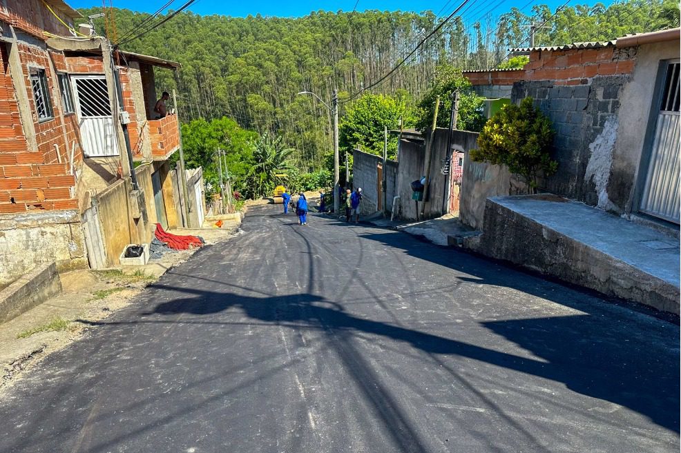 Secretaria de Serviços intensifica obras de drenagem, pavimentação e limpeza em Nova Rosa da Penha