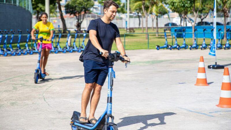 Orla e pontos turísticos ganham mais patinetes e bikes elétricas para mobilidade sustentável