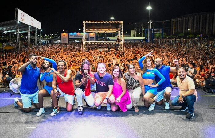 Abertura da Arena de Verão reúne 40 mil pessoas em uma noite inesquecível