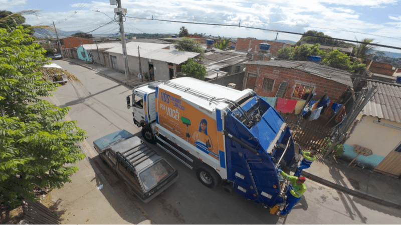 Prefeitura de Cariacica Reforça Limpeza Urbana com Novos Caminhões e Contratação de Garis