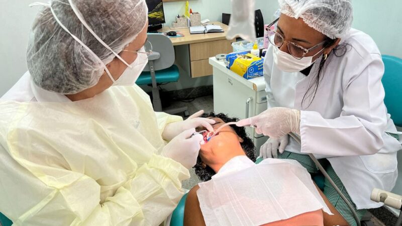 Cariacica supera 1.400 atendimentos odontológicos em janeiro