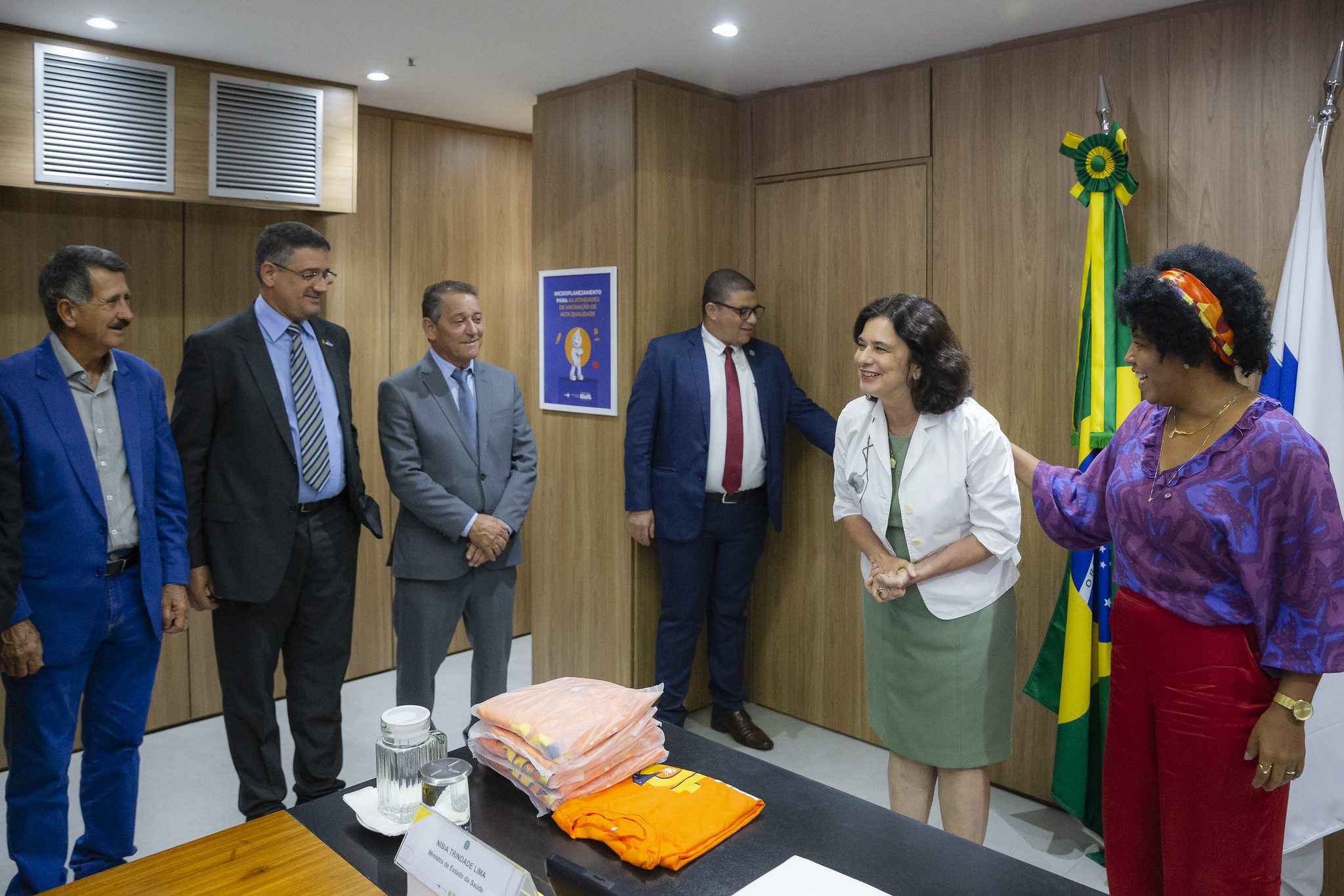 Jack Rocha articula reunião da ministra da saúde com 16 prefeitos do Espírito Santo