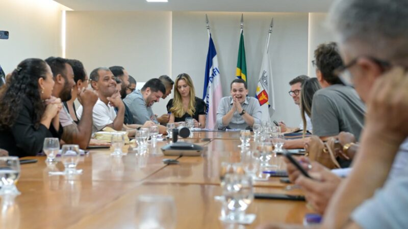 Em reunião na PMV, Prefeito Pazolini promove diálogo e alinhamento com secretários municipais e líderes comunitários